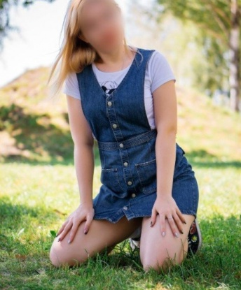 Живу в самой сердце Москвы, и готова предложить тебе незабываемые моменты наслаждения и релаксации.
Мои услуги нацелены на то, чтобы ты ощутил неподдельное удовольствие. Я умею создавать атмосферу, где комфорт и страсть встречаются в прекрасном танце. Взгляни на мои фото, и ты увидишь, что я не только красивая, но и сексуальная женщина, которая знает свою цену.
Стройные изысканные формы и нежная кожа украсят твою фантазию. Я прекрасно владею всеми техниками и готова исполнить твои самые сокровенные желания. Моя гибкость и тепло смогут согреть эти зимние вечера. И, конечно, мои отзывы говорят сами за себя. Доверься моему профессионализму и неожиданным волшебным ласкам. 😘
Не откладывай встречу со мной на потом, позвони сейчас и ты попадешь в уникальный мир наслаждения и настоящей страсти.+ 10285, 27 лет